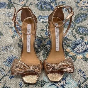 Gibson Latimer Metallic Gold Bow Heels